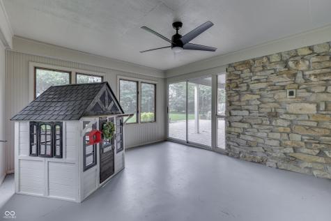 69 E Maple Drive Franklin IN 46131