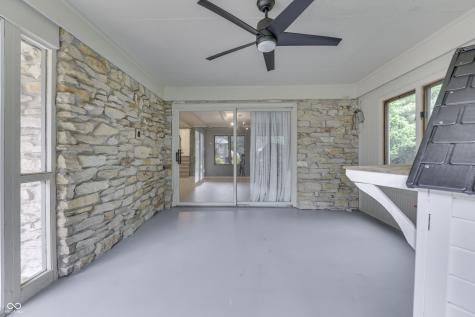 69 E Maple Drive Franklin IN 46131