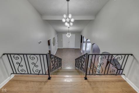 69 E Maple Drive Franklin IN 46131