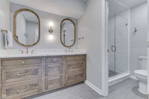 69 E Maple Drive Franklin IN 46131