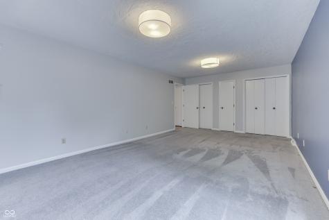 69 E Maple Drive Franklin IN 46131