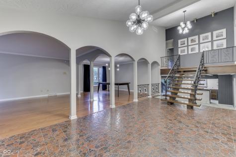 69 E Maple Drive Franklin IN 46131