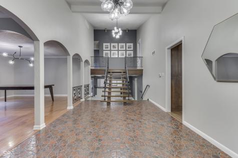 69 E Maple Drive Franklin IN 46131