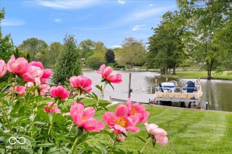11416 E Lakeshore Drive Carmel IN 46033