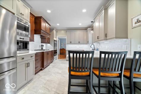 11416 E Lakeshore Drive Carmel IN 46033