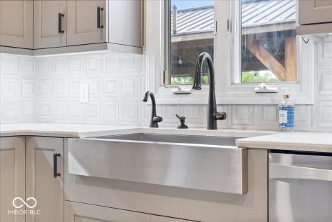 11416 E Lakeshore Drive Carmel IN 46033