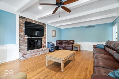 11416 E Lakeshore Drive Carmel IN 46033