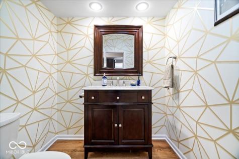 11416 E Lakeshore Drive Carmel IN 46033