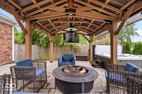 11416 E Lakeshore Drive Carmel IN 46033
