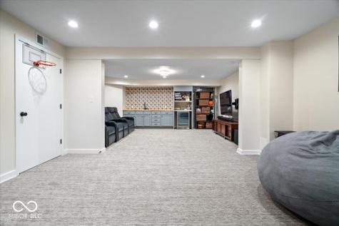 11416 E Lakeshore Drive Carmel IN 46033