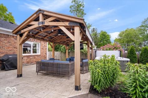 11416 E Lakeshore Drive Carmel IN 46033