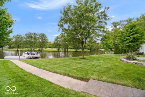11416 E Lakeshore Drive Carmel IN 46033