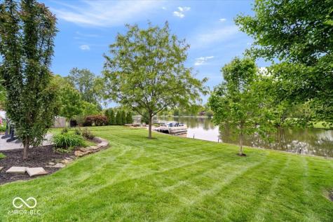 11416 E Lakeshore Drive Carmel IN 46033
