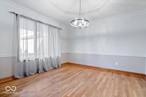 1893 Water Oak Way Avon IN 46123