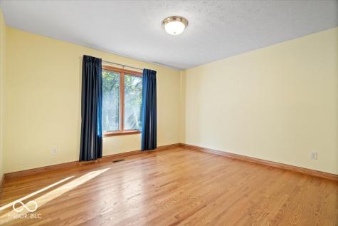 1893 Water Oak Way Avon IN 46123