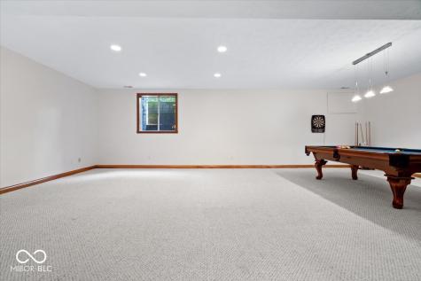 1893 Water Oak Way Avon IN 46123