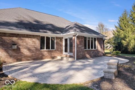 1893 Water Oak Way Avon IN 46123