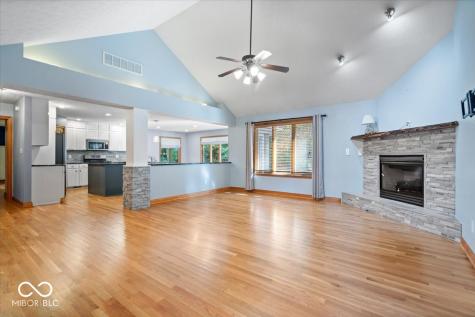 1893 Water Oak Way Avon IN 46123