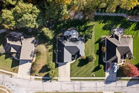 1893 Water Oak Way Avon IN 46123