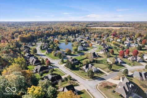 1893 Water Oak Way Avon IN 46123