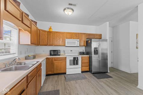 13670 N Ayrshire Circle Camby IN 46113