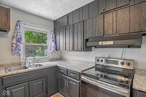 8319 Wysong Drive Indianapolis IN 46219