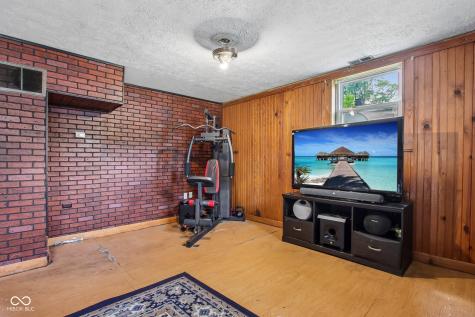 8319 Wysong Drive Indianapolis IN 46219