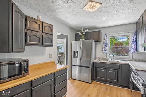 8319 Wysong Drive Indianapolis IN 46219