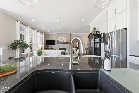 16320 Kenora Lane N Fishers IN 46040