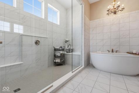 16320 Kenora Lane N Fishers IN 46040