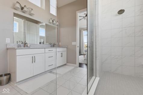 16320 Kenora Lane N Fishers IN 46040