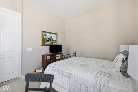 16320 Kenora Lane N Fishers IN 46040