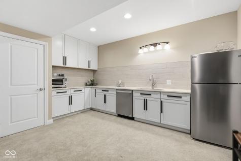 16320 Kenora Lane N Fishers IN 46040