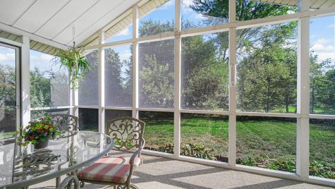 649 Mount Rainier Drive Indianapolis IN 46217