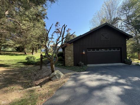 12340 N Cedarwood Drive Mooresville IN 46158