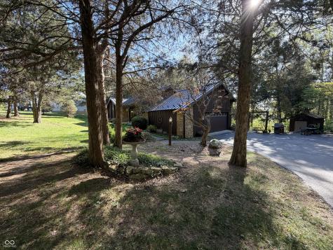 12340 N Cedarwood Drive Mooresville IN 46158