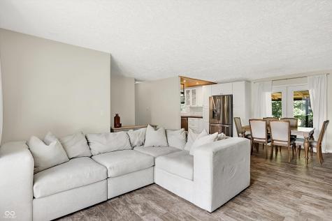 128 Dahlia Lane Indianapolis IN 46217