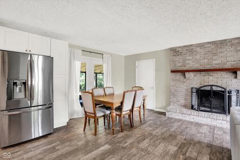 128 Dahlia Lane Indianapolis IN 46217