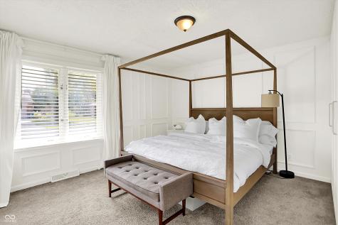 128 Dahlia Lane Indianapolis IN 46217
