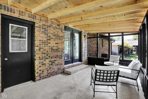 128 Dahlia Lane Indianapolis IN 46217