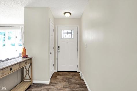 128 Dahlia Lane Indianapolis IN 46217