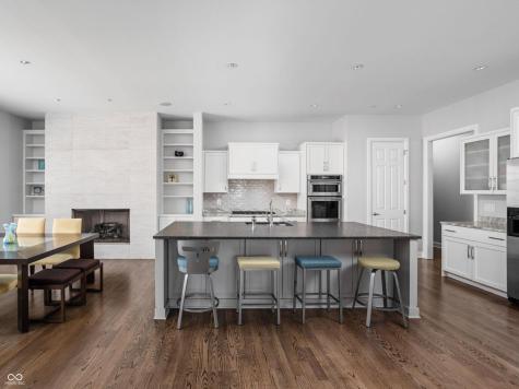 4328 Heyward Lane Indianapolis IN 46250