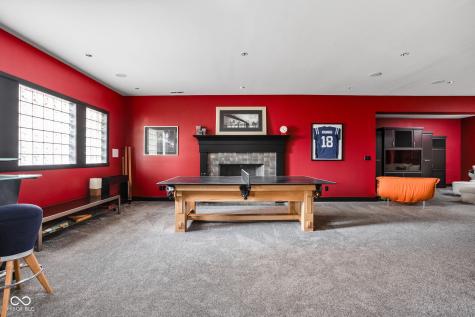 4328 Heyward Lane Indianapolis IN 46250