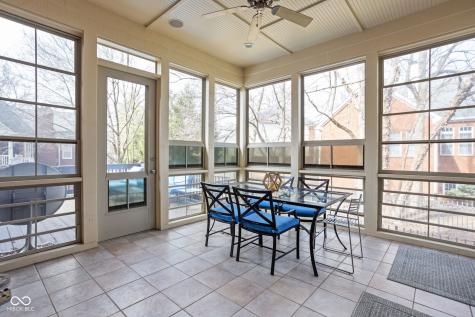4328 Heyward Lane Indianapolis IN 46250