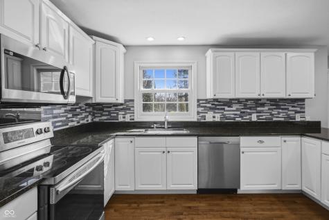 6031 Turtle Bay Parkway Columbus IN 47201