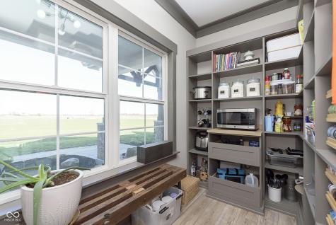 5679 S 675 W New Palestine IN 46163