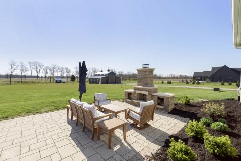 5679 S 675 W New Palestine IN 46163