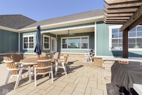 5679 S 675 W New Palestine IN 46163