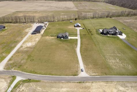 5679 S 675 W New Palestine IN 46163