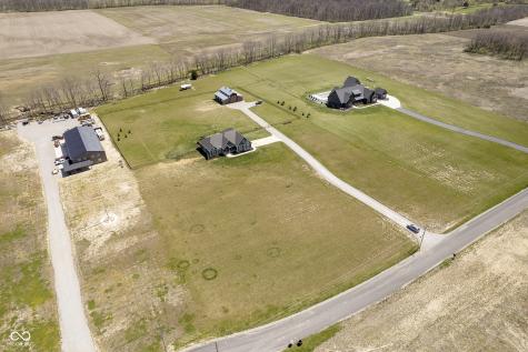 5679 S 675 W New Palestine IN 46163